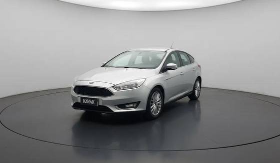 FORD FOCUS 2.0 SE FASTBACK 16V FLEX 4P POWERSHIFT